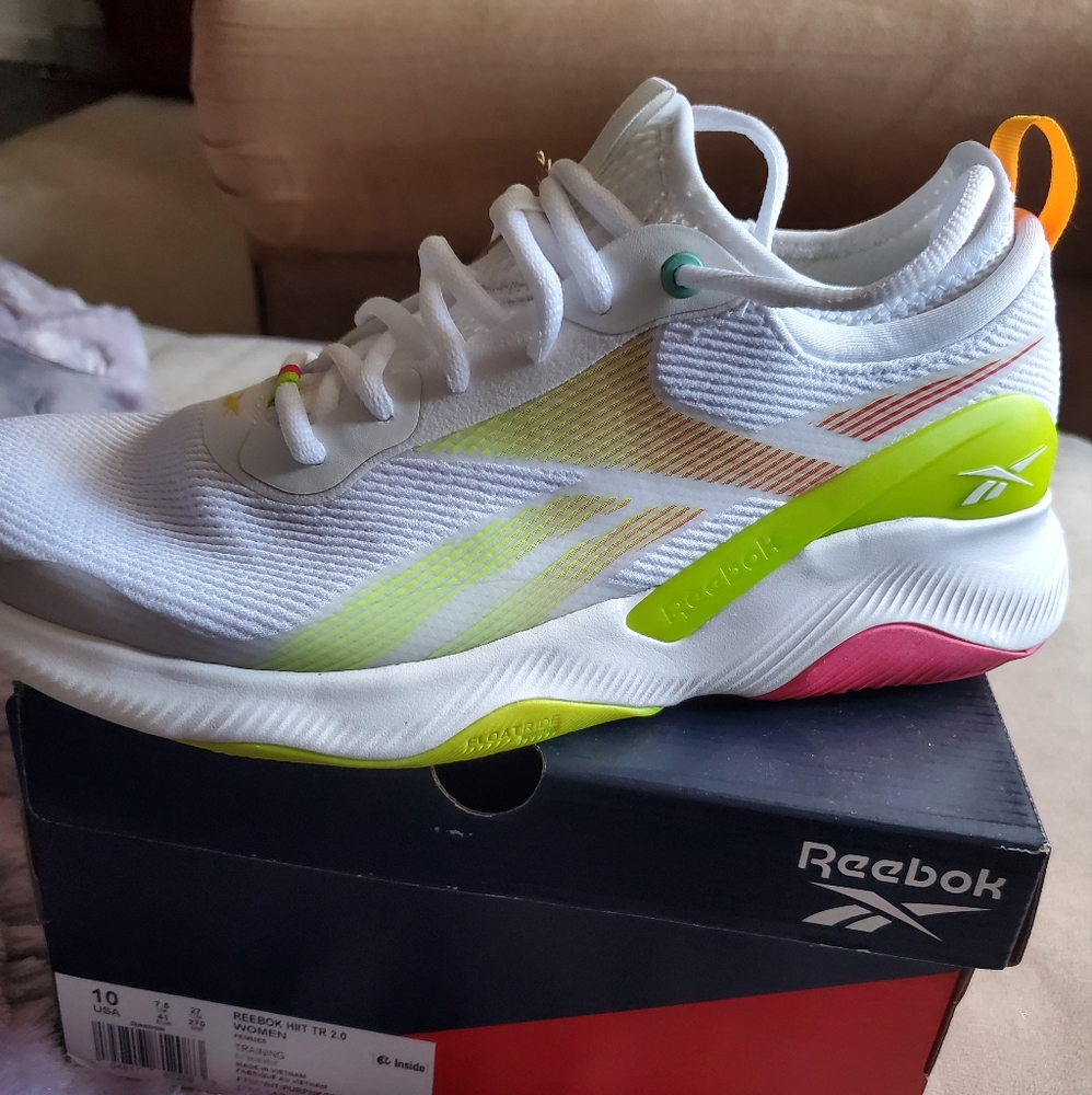 Reebok HIIT shoes NWT sz 10
